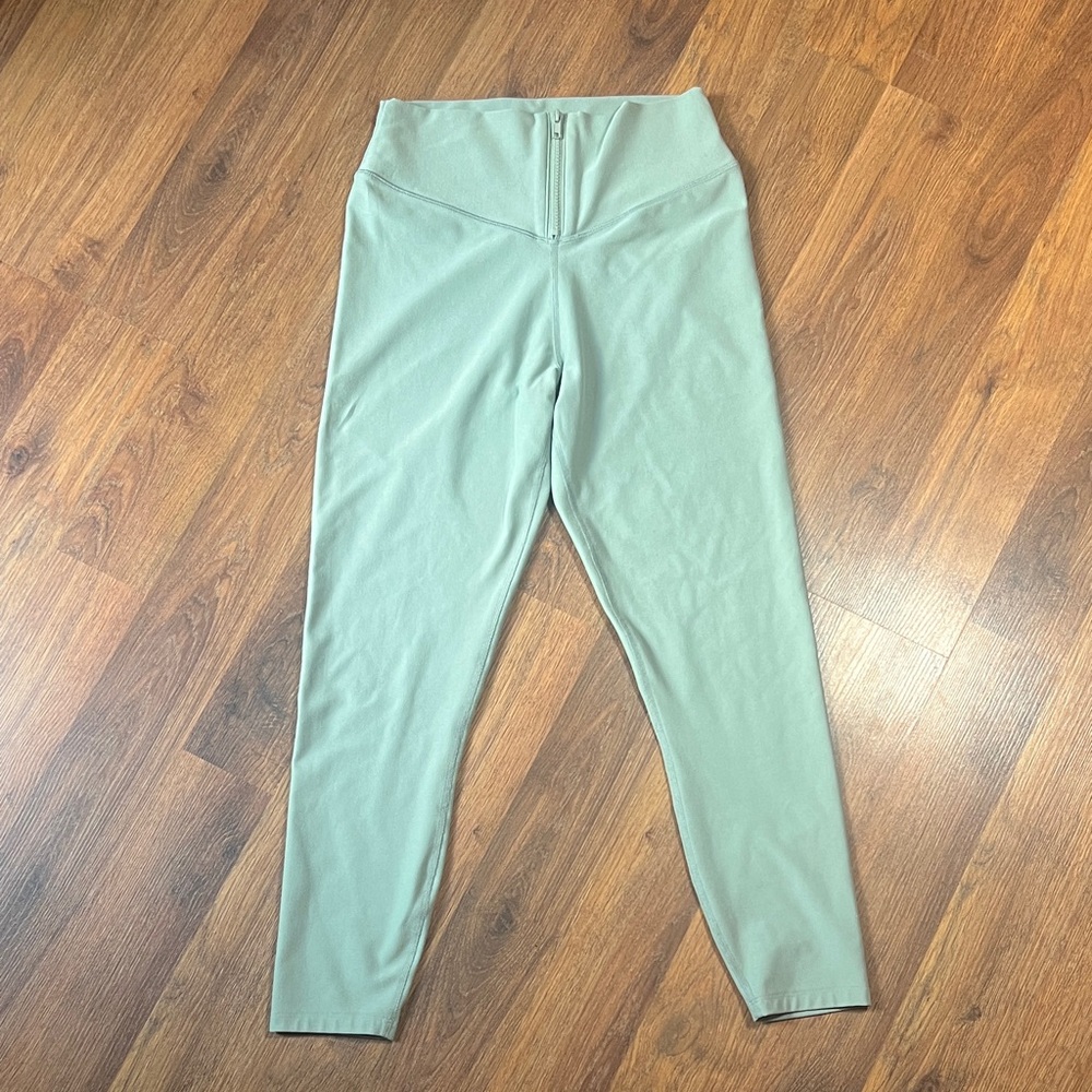Abercrombie & Fitch - Women’s Light Green Sea Foam - Workout Leggings w zipper